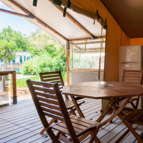 Canvas and wooden tent 5 persons - Sunlodge Comfort (no shower)