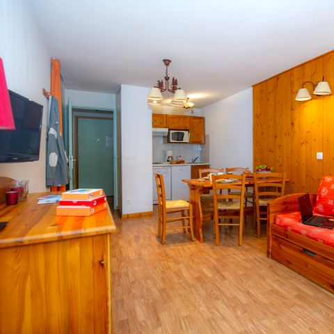 APARTMENT 6 people - G/275_3 ROOMS SLEEPS 6