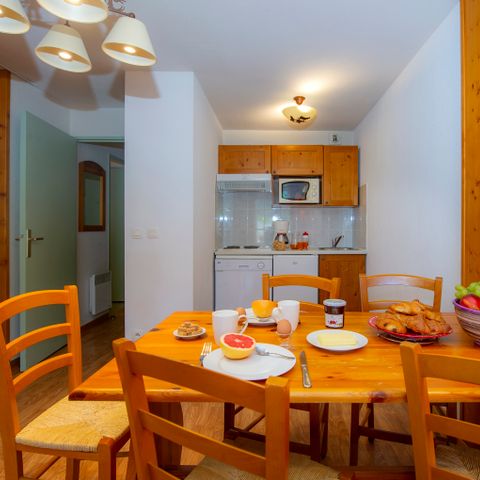 APARTMENT 6 people - G/275_3 ROOMS SLEEPS 6