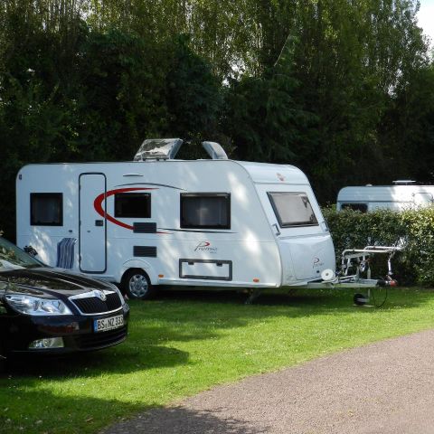 Pitch - Pitch package: car + tent/caravan or motor home