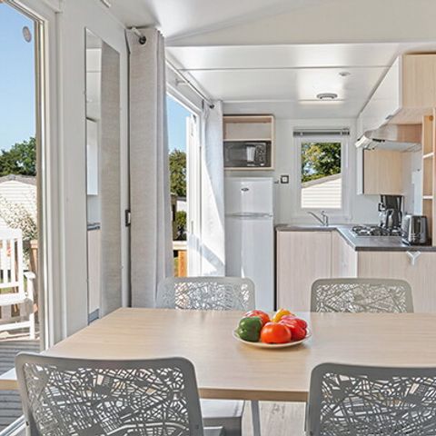 Mobile home 4 persons - Mobile-home | Comfort XL | 2 Bedrooms | 4 Pers | Raised terrace | Air conditioning | TV