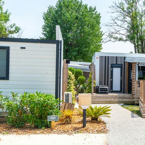Mobile home 4 persons - Otello Sabia SIGNATURE - Pedestrian precinct.