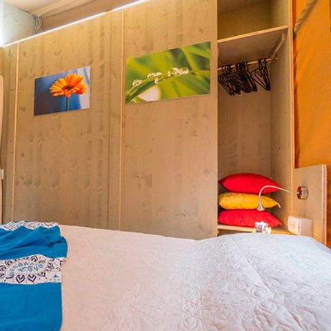 CANVAS AND WOOD TENT 6 people - Tente Safari | 3 Ch. | 6 Pers. | 1 SDB | Clim.