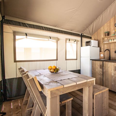 CANVAS AND WOOD TENT 5 people - Safari tent + sanitary + airco (6P) 
