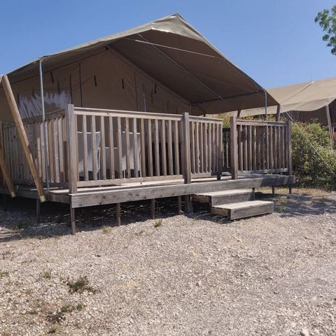 CANVAS AND WOOD TENT 5 people - Safari tent Sorella + sanitary facilities + air conditioning (6P)
