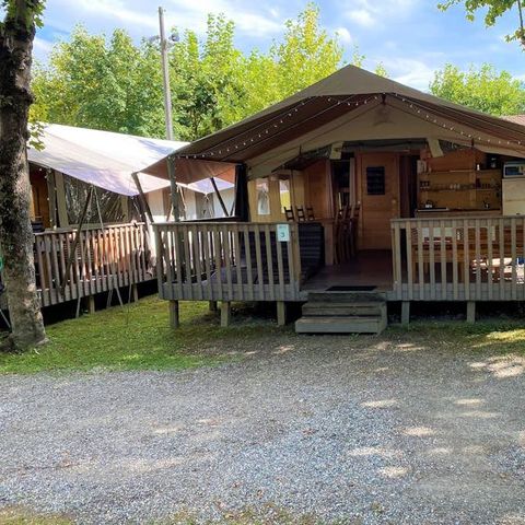 CANVAS AND WOOD TENT 5 people - Safari tent Sorella + sanitary facilities + air conditioning (6P)