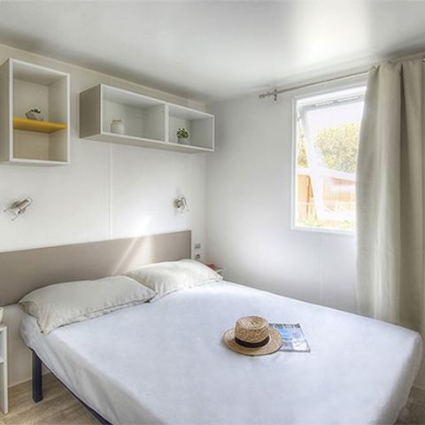MOBILE HOME 4 people - Classic XL | 2 Bedrooms | 4 Pers. | Raised terrace | Air conditioning | TV