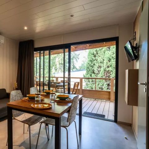 BUNGALOW 6 people - Kabane XXL on stilts 4 Rooms 6 People Air-conditioned + TV