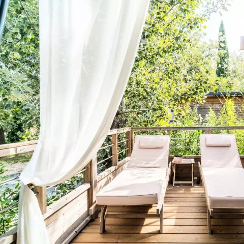 UNUSUAL ACCOMMODATION 5 people - Lodge Kabane sur Pilotis 3 Rooms 5 Persons Air-conditioned + TV
