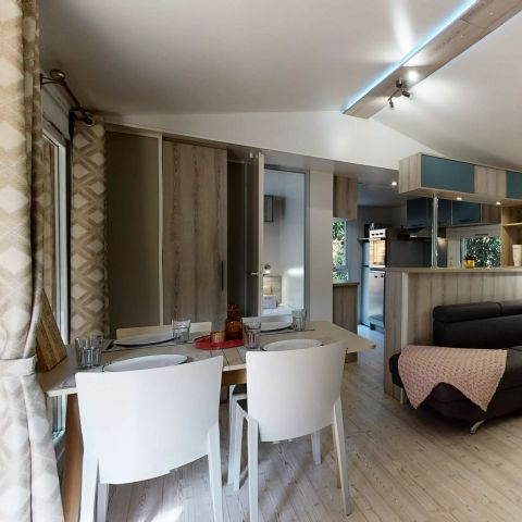 MOBILE HOME 4 people - 2 XL 3 Rooms 4 People Air-conditioned + TV