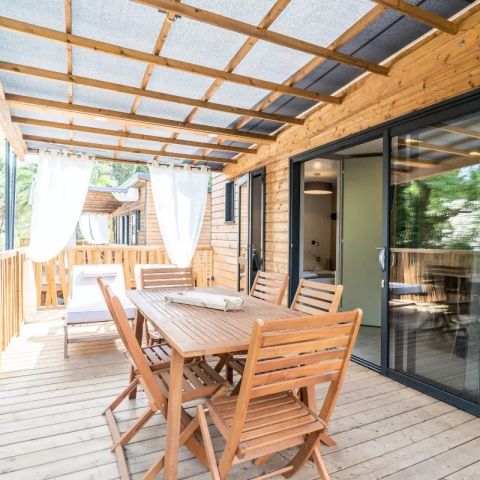 CANVAS AND WOOD TENT 4 people - Lodge Kabane sur Pilotis 3 Rooms 4 Persons Air-conditioned + TV
