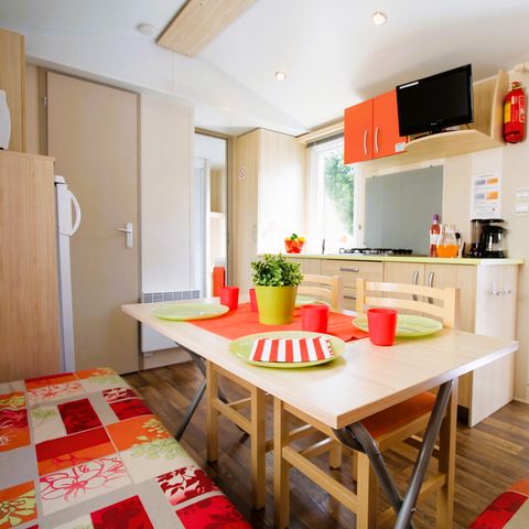 MOBILE HOME 6 people - 2 bedrooms - TV