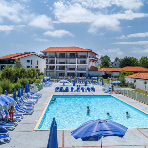APARTMENT 6 people - (max. 4 adults) St Jean de Luz Iratzia