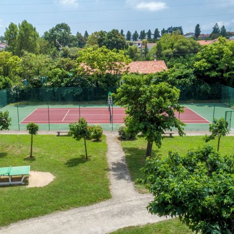 APARTMENT 6 people - (max. 4 adults) St Jean de Luz Iratzia