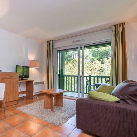 APARTMENT 6 people - (max. 4 adults) St Jean de Luz Iratzia