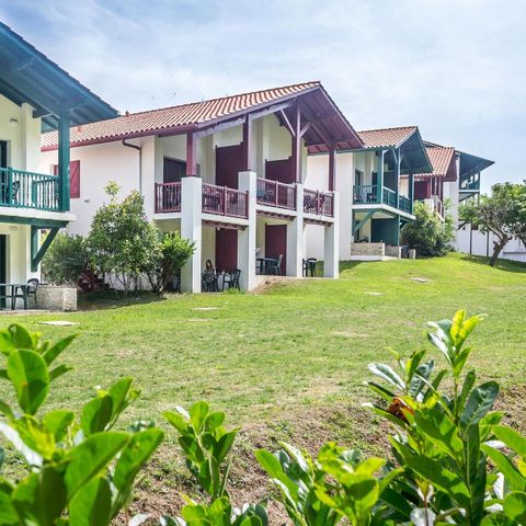 APARTMENT 6 people - (max. 4 adults) St Jean de Luz Iratzia
