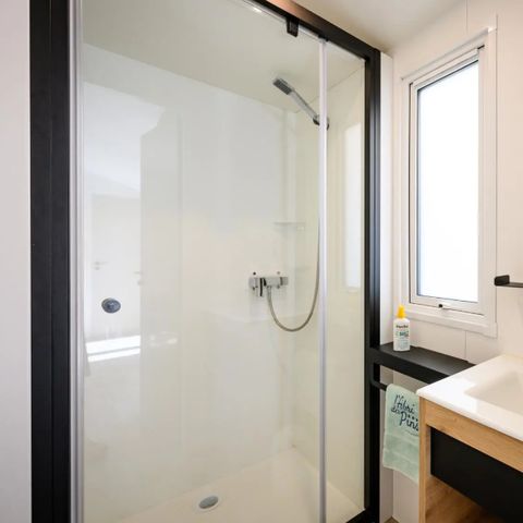 Mobile home 4 persons - PRESTIGE + AIR CONDITIONING 2-bedroom flat – 34m² – covered terrace