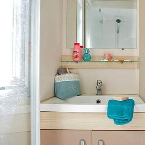 Mobile home 6 persons - Homair mobil homes at camping La Guyonnière Classic | 2 Bedrooms | 4/6 People | Raised terrace not covered