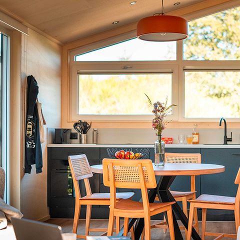 UNUSUAL ACCOMMODATION 5 people - Wild Spirit 2 bedrooms - 60m² - TV -CLIM - LV - SH + SAUNA + NORDIC BATH