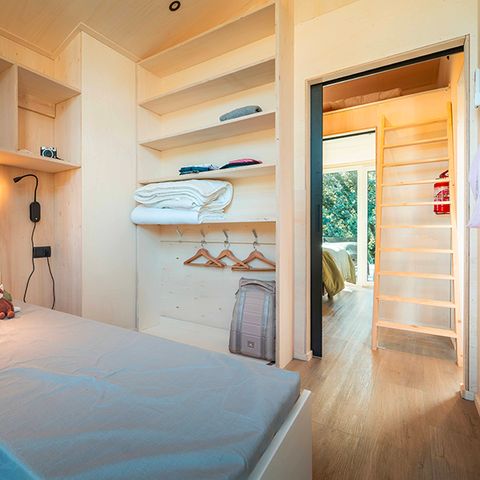 UNUSUAL ACCOMMODATION 5 people - Wild Spirit 2 bedrooms - 60m² - TV -CLIM - LV - SH + SAUNA + NORDIC BATH