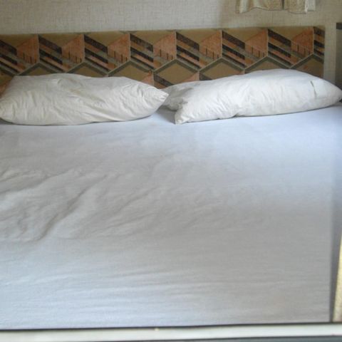 CARAVAN 2 people - Caravan without sanitary facilities