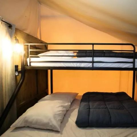 Canvas and wooden tent 5 persons - Lodge Premium Tent 3 Rooms 5 People