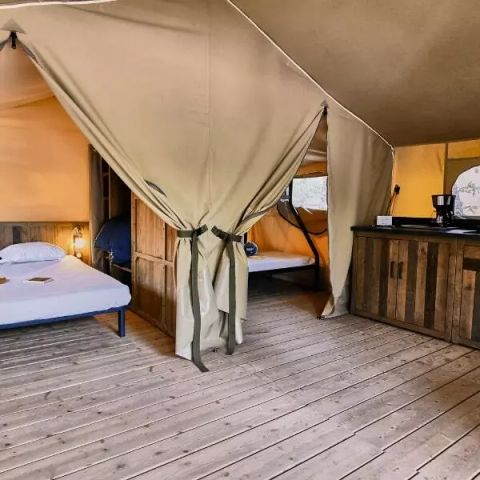 Canvas and wooden tent 5 persons - Lodge Tent Cosy 3 Rooms 5 People Without Sanitary Facilities