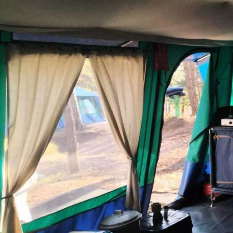 Tent 5 persons - 4-Room Navajo Tent sleeps 6 (4 adults + 2 children) Without sanitary facilities