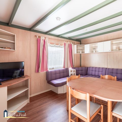 Chalet 4 persons - Chalet Premium 35m² (2 bedrooms) + Air-conditioning + Dishwasher + Covered terrace 12m² + Private parking space
