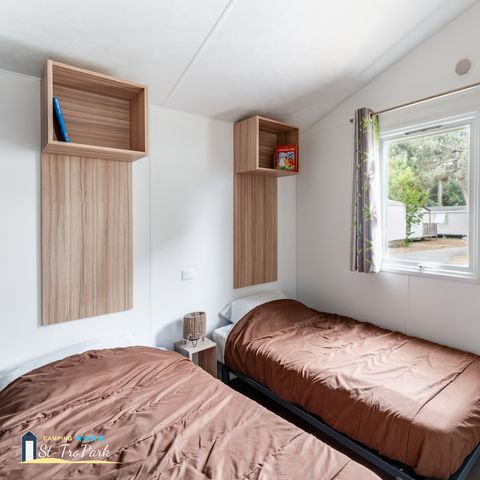 MOBILE HOME 4 people - Comfort mobile home 27.5m² (2 bedrooms) + 11m² semi-covered wooden terrace