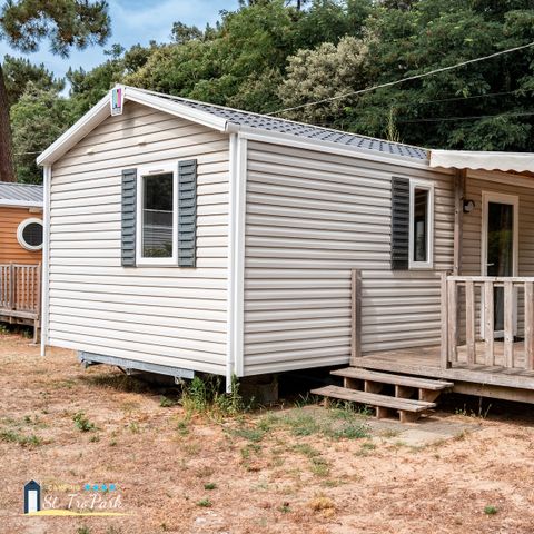 MOBILE HOME 4 people - Comfort mobile home 27.5m² (2 bedrooms) + 11m² semi-covered wooden terrace