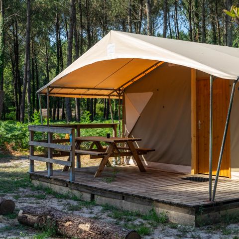 CANVAS AND WOOD TENT 4 people - wooden floor, 2 bedrooms, fitted kitchen, terrace