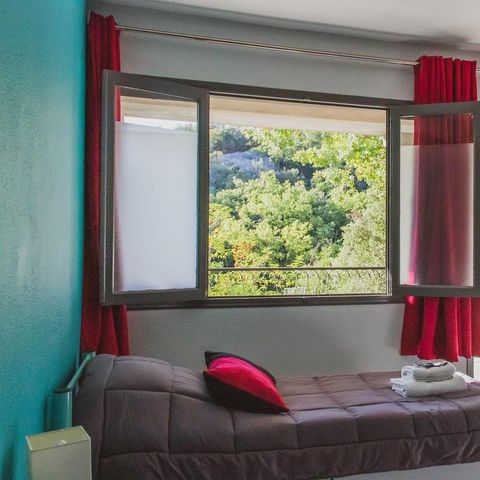 Studio 3 persons - TV BALCONY
