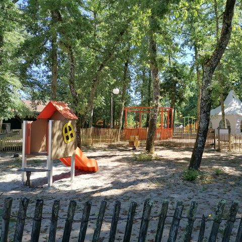 Camping Val de l'Eyre - Gironde - Image N°3