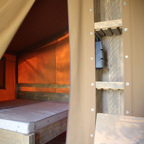 TENT 5 people - WOODY without sanitary facilities