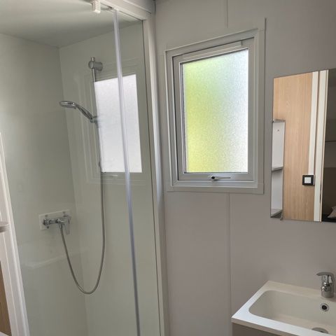 MOBILE HOME 2 people - Mobile home Premium 21m² 1 bedroom + terrace 12m² semi-covered (9m²) - TV + Air conditioning 2 pers
