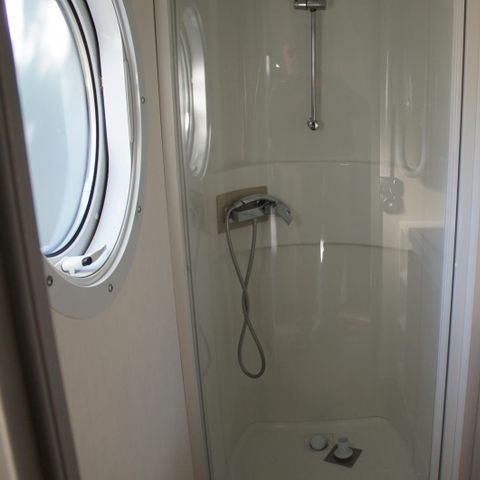 MOBILE HOME 7 people - Mobile home Premium 32 m² 3 bedrooms + terrace 12m² semi-covered (9m²) + TV + air conditioning 6/7 pers
