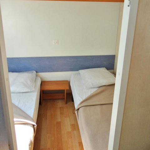 MOBILE HOME 4 people