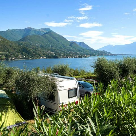 Pitch - Lake View Pitch - 85m² - 10 AMP