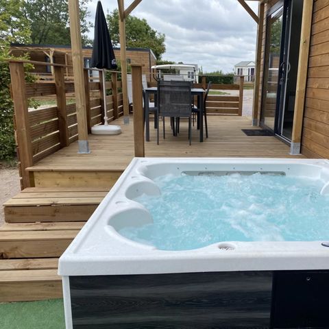 Mobile home 4 persons - MOBIWOOD 36 with its PRIVATE JACUZZI - 2 Bedrooms