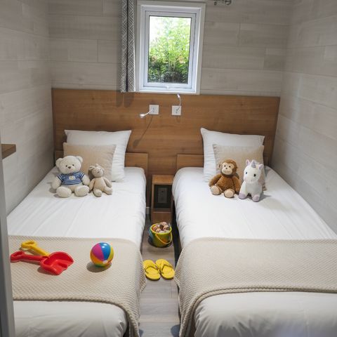 MOBILE HOME 4 people - MOBIWOOD 36 with its PRIVATE JACUZZI - 2 Bedrooms