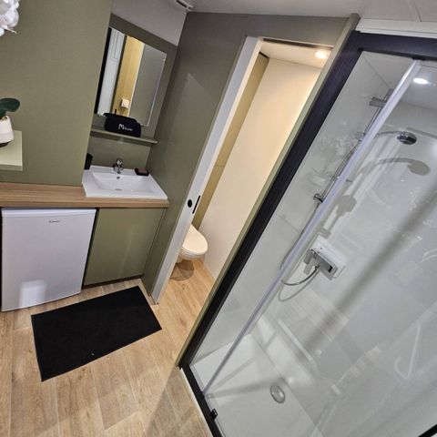 Pitch - LUXURY LOCATION