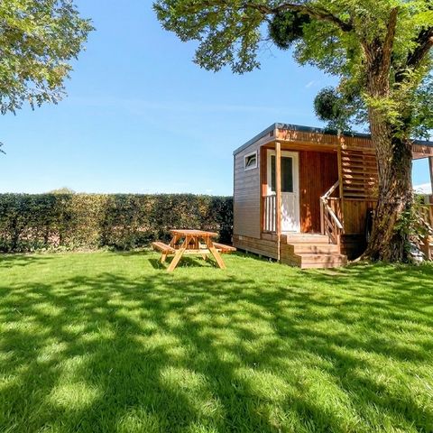Pitch - LUXURY LOCATION