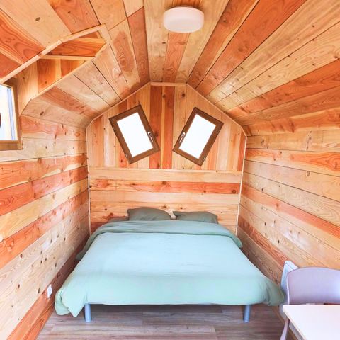 UNUSUAL ACCOMMODATION 1 person - HIKER'S HUT