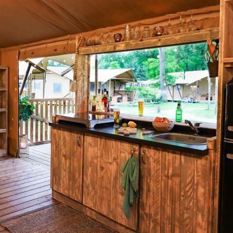 CANVAS AND WOOD TENT 5 people - TENTE LODGE 40 m2 2 rooms 4/5 people