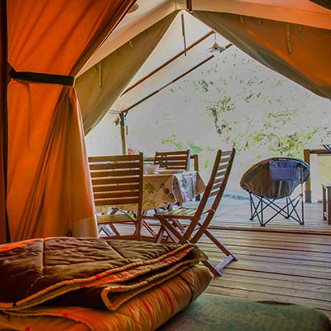 CANVAS AND WOOD TENT 5 people - FREEFLOWER (Without sanitary facilities)