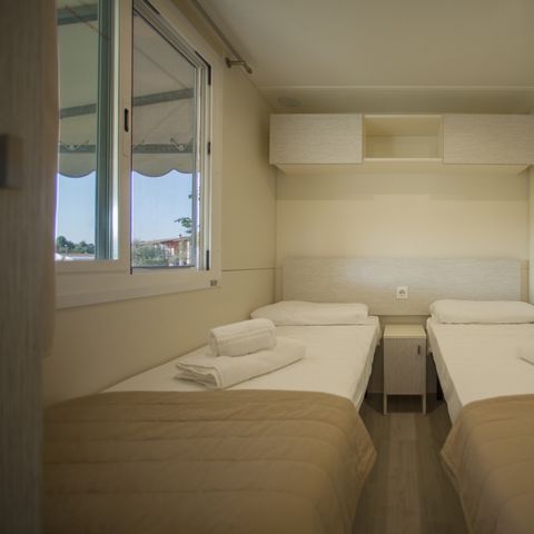 MOBILE HOME 6 people - MAXICARAVAN