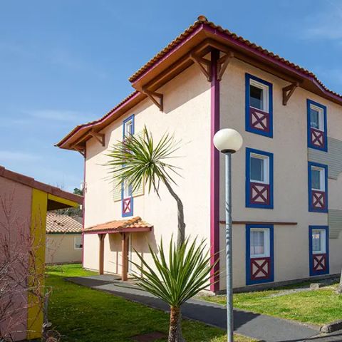 STUDIO 4 people - with sleeping area sleeps 4