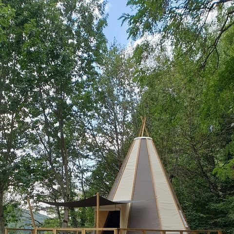 Accommodation 5 persons - TIPI - HOME 3bed - Without bathroom - 34m2