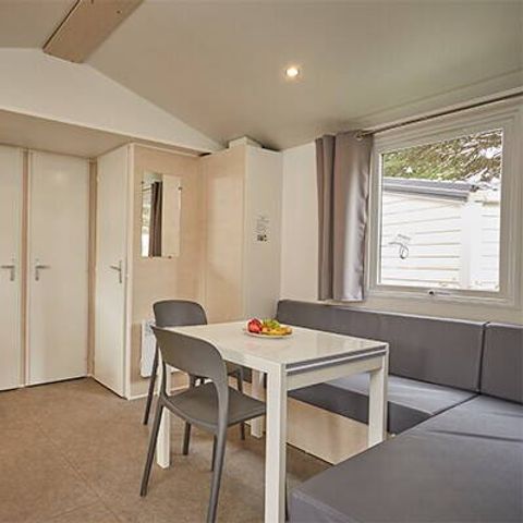 BUNGALOW 4 people - Mobile home | Comfort | 2 Bedrooms | 4 Pers | Raised terrace | 2 bathrooms | Air conditioning | TV
